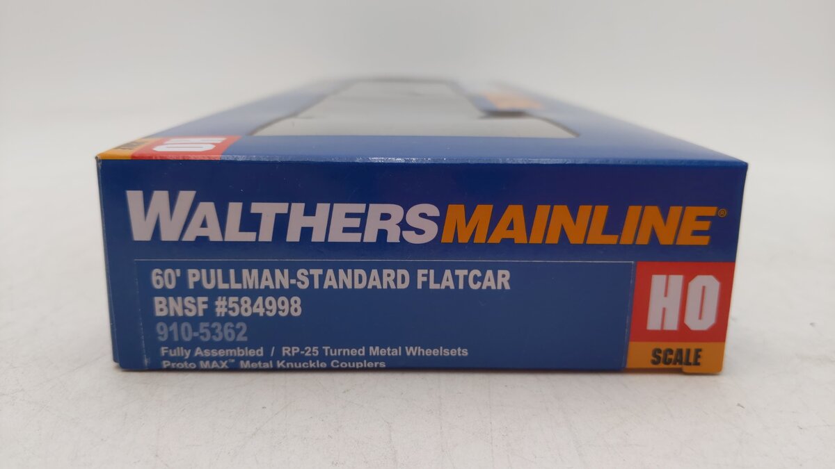 Walthers 910-5362 HO BNSF RTR 60' Pullman-Standard Flatcar #584998