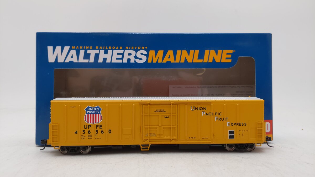 Walthers 910-3921 HO Union Pacific 57' Mechanical Reefer #456560