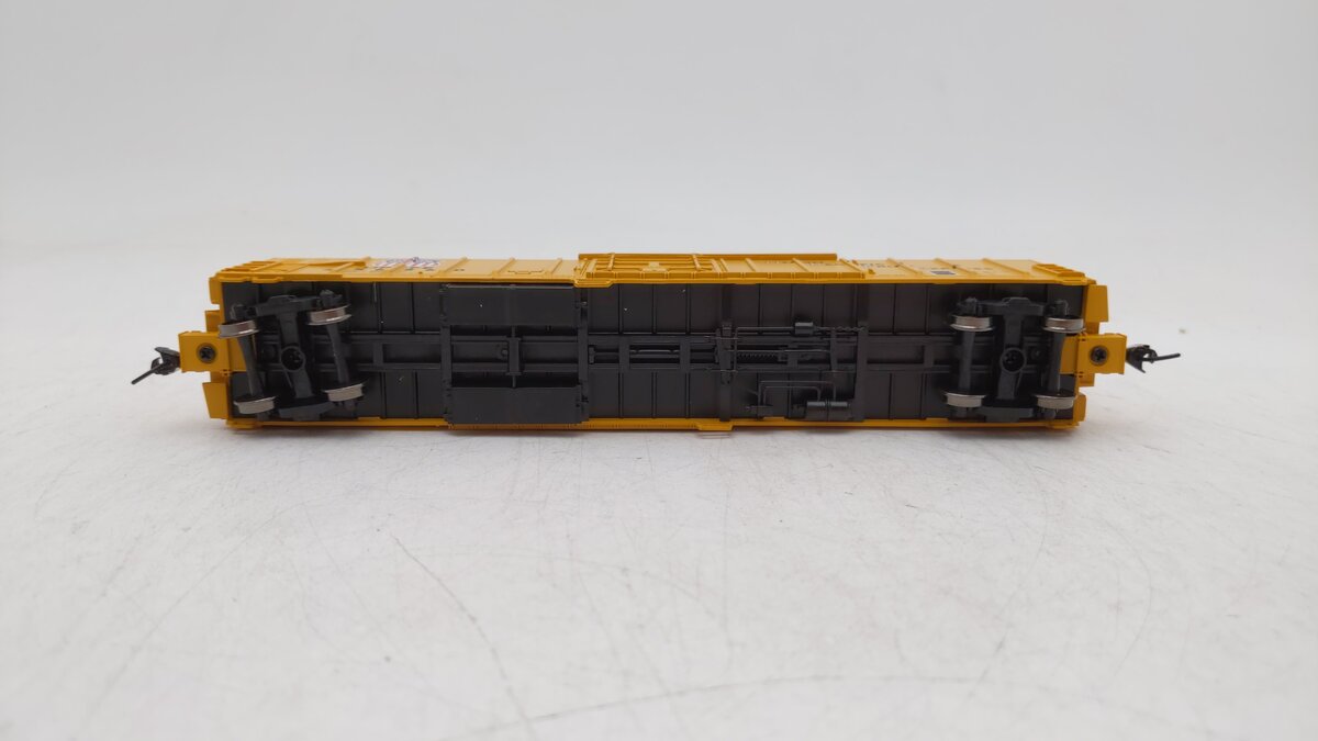 Walthers 910-3921 HO Union Pacific 57' Mechanical Reefer #456560