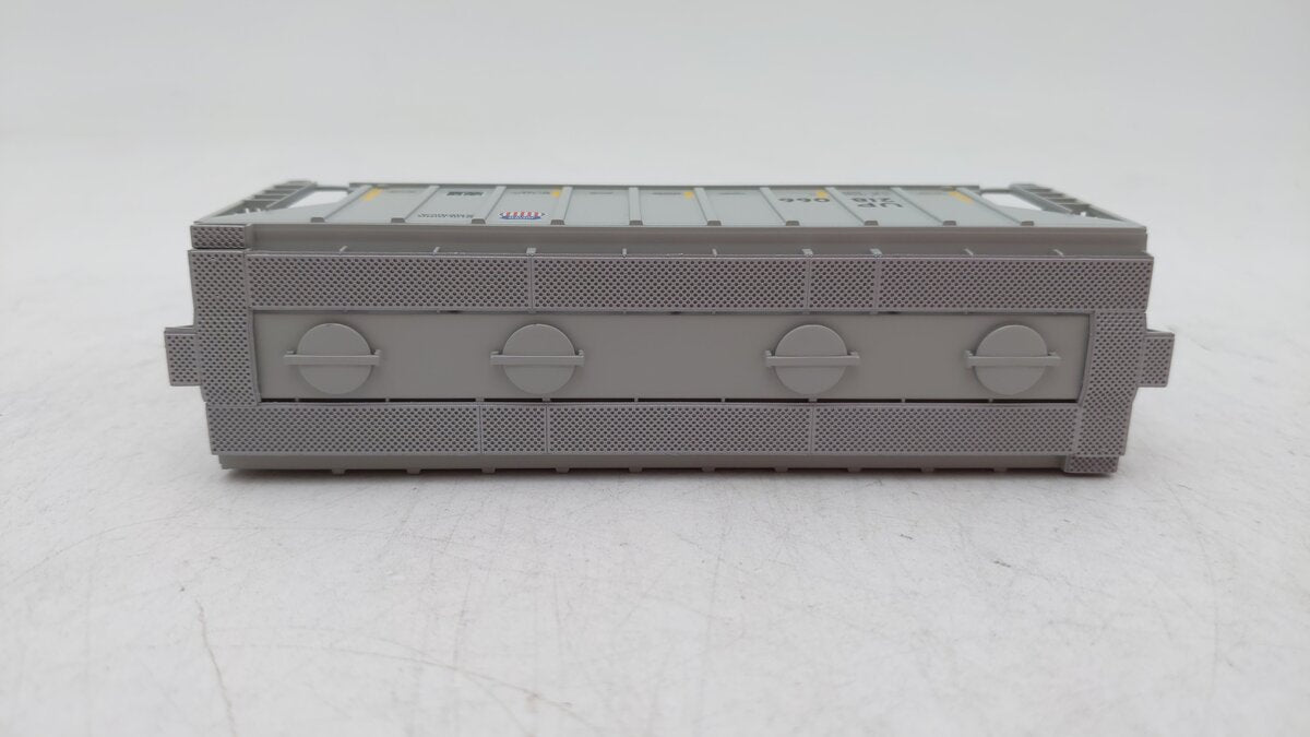 Walthers 910-7969 HO Union Pacific 2-Bay Covered Hopper #218066
