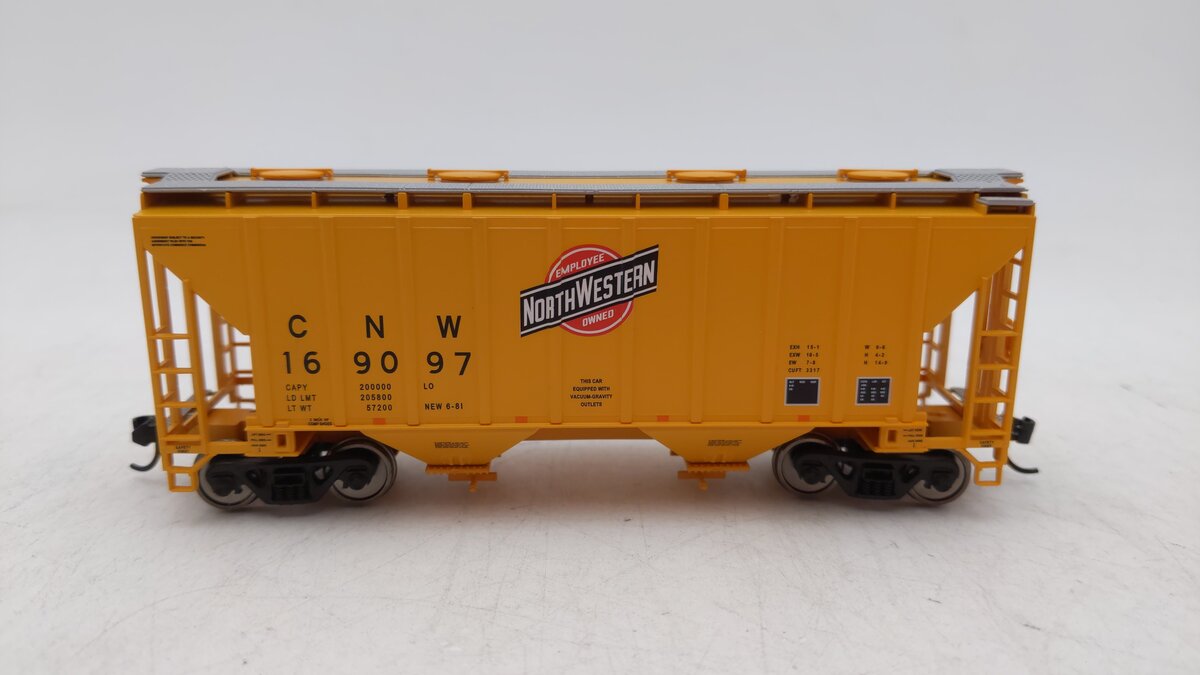 Walthers 910-7954 Chicago & North Western 2-Bay Covered Hopper #169097