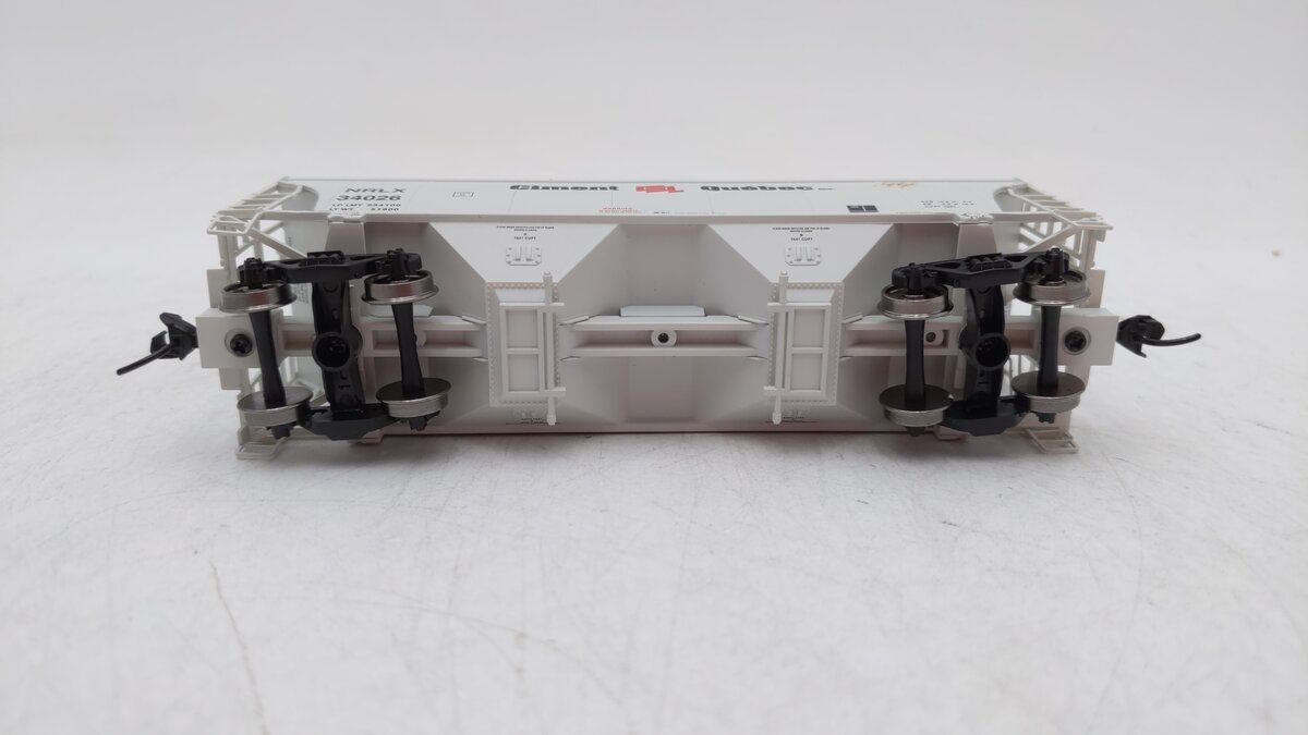 Walthers 910-7544 HO CIT Group / Equipment Finance Trinity 3281 Hopper #34026