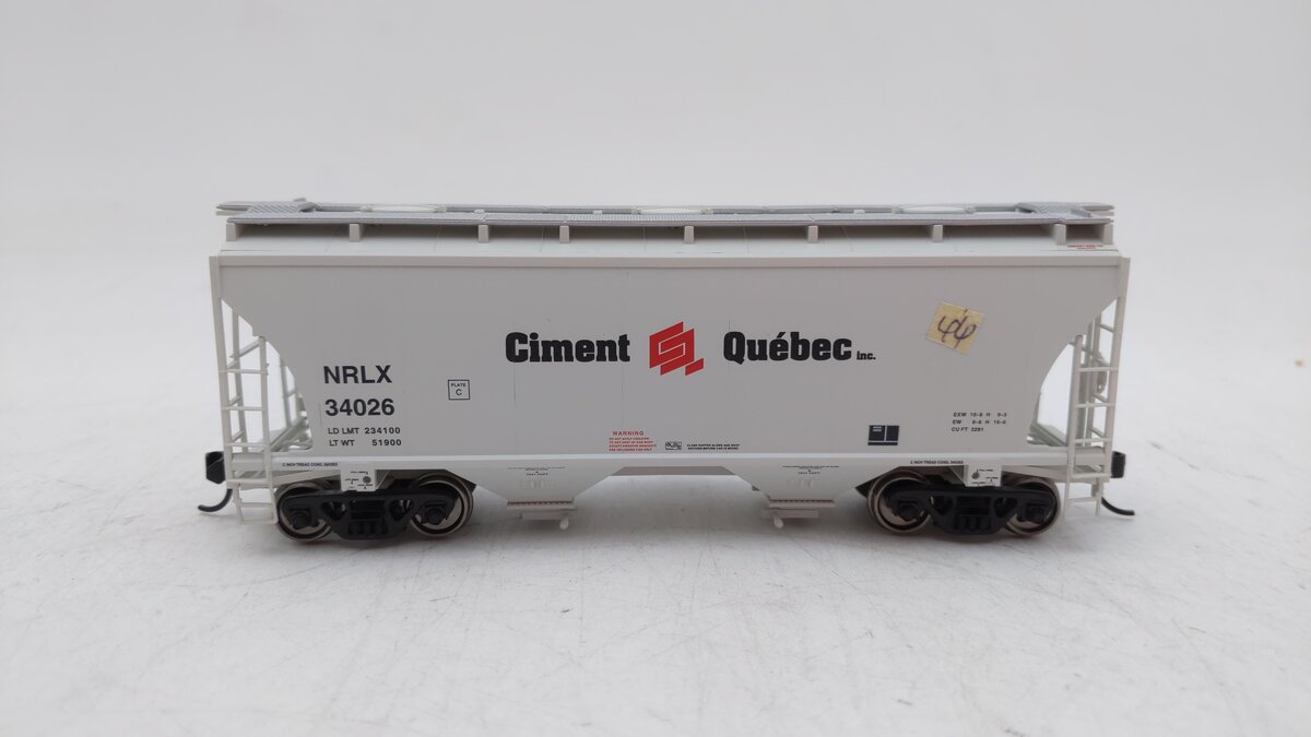 Walthers 910-7544 HO CIT Group / Equipment Finance Trinity 3281 Hopper #34026