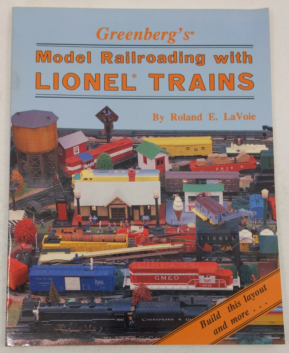 Greenberg's Model Railroading with Lionel Trains Paperback Book EX