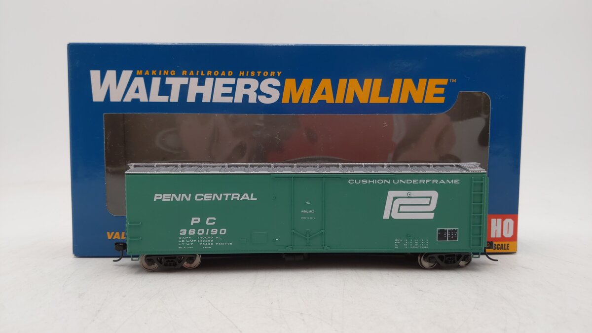 Walthers 910-2820 HO Penn Central 50' PC&F Insulated Boxcar #360190