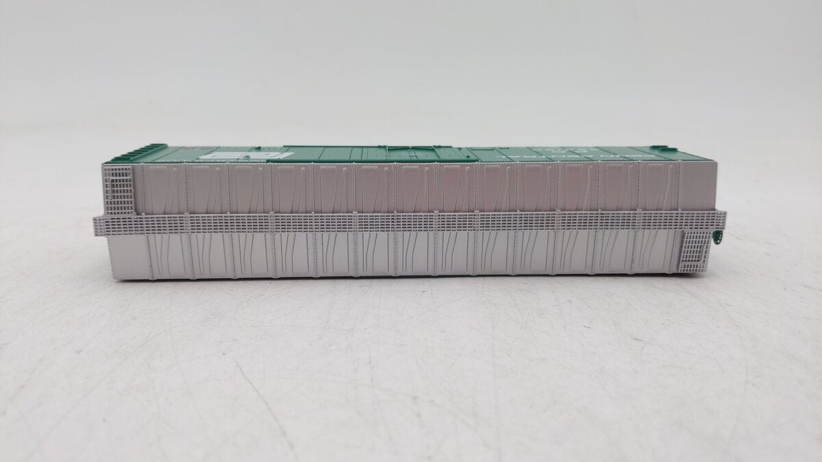 Walthers 910-2820 HO Penn Central 50' PC&F Insulated Boxcar #360190