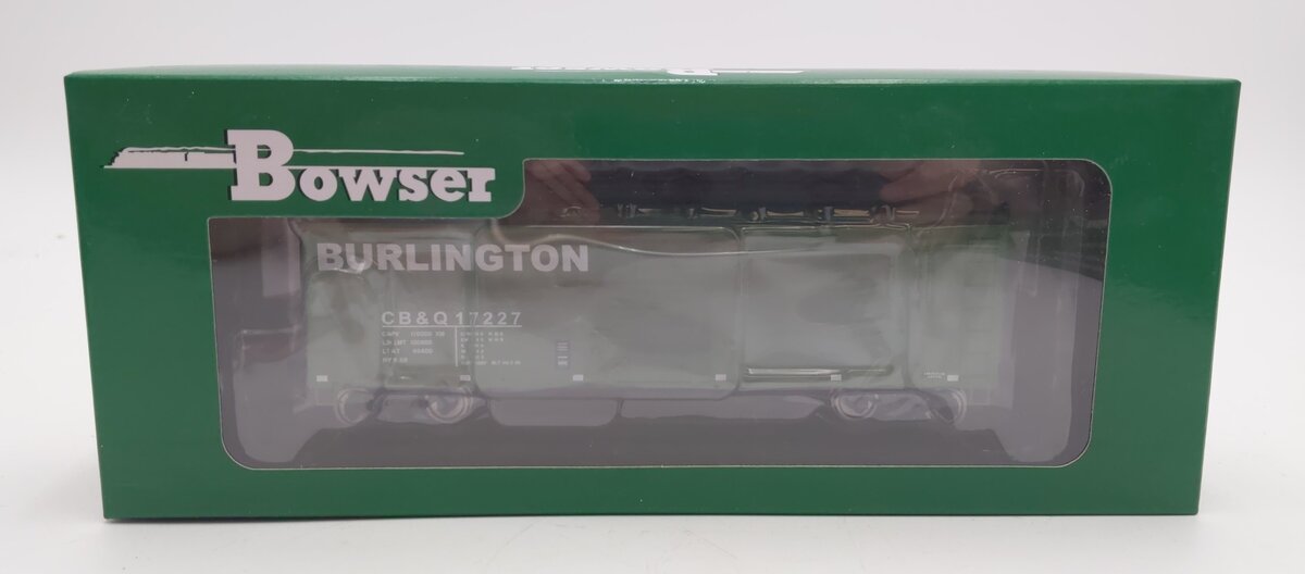 Bowser 42700 HO Scale Chicago, Burlington & Quincy 40' Boxcar #17227