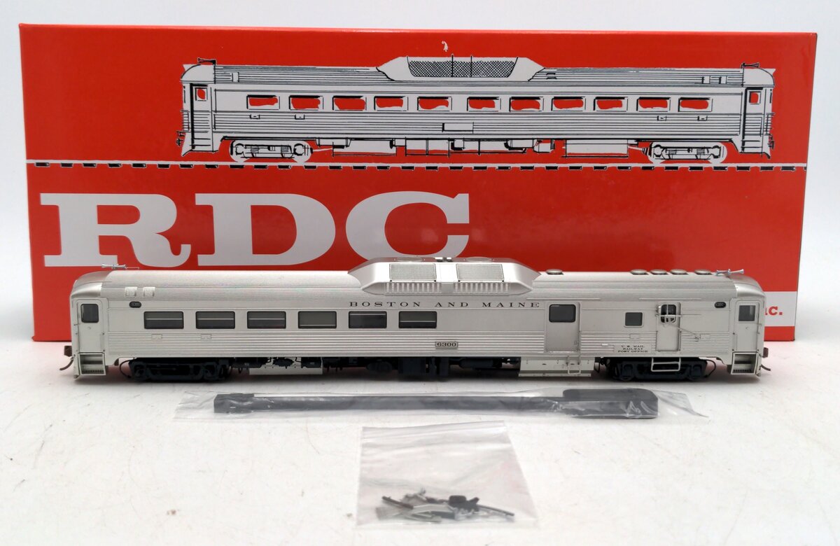 Rapido Trains 16610 HO Boston & Maine Budd RDC-3 Phase Ib Diesel Loco #6300