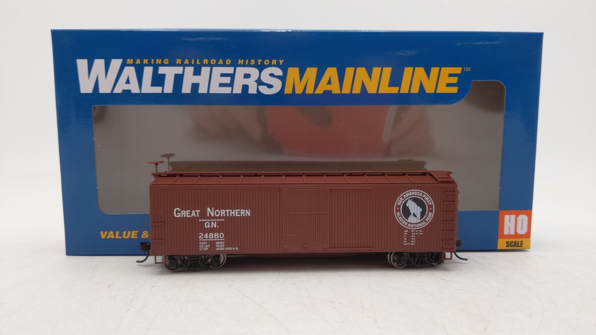 Walthers 910-2922 HO Canadian National 60' High Cube Boxcar #793900