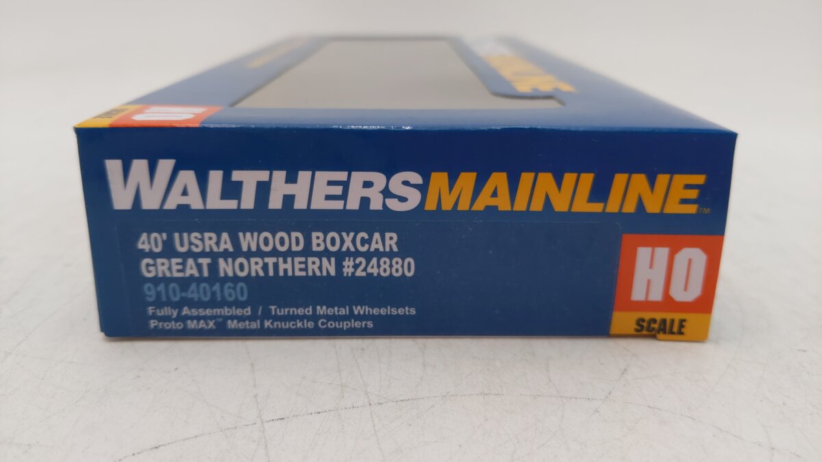 Walthers 910-2922 HO Canadian National 60' High Cube Boxcar #793900