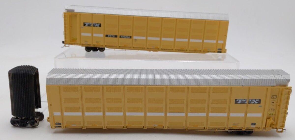 Atlas 20005818 HO Trailer-Train BTTX Thrall Articulated Auto Carrier #880238
