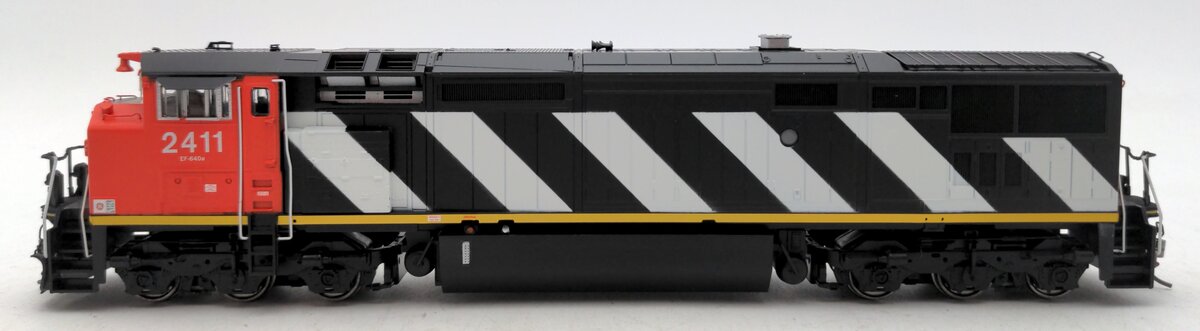 Rapido Trains 400502 HO Canadian National DASH 8-40CM Engine #2411 w/DCC/Sound