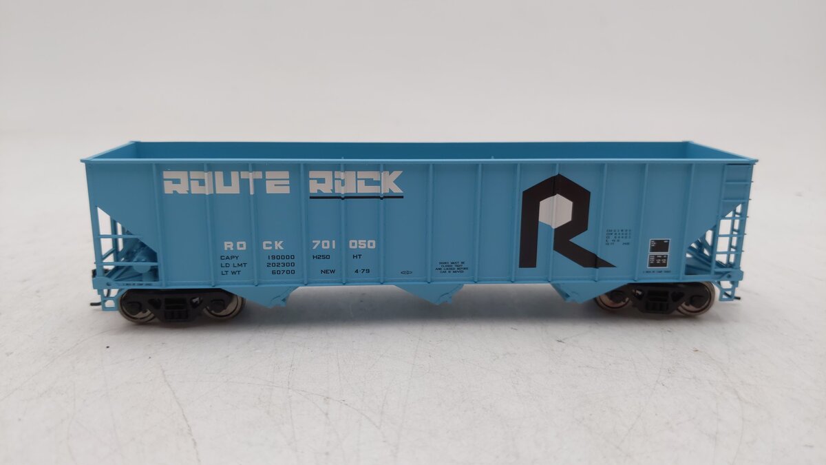 Bowser 42397 HO Rock Island 100-Ton 3-Bay Open Hopper #701050