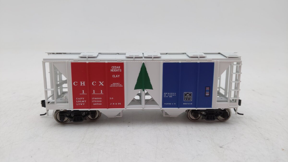 Bowser 42208 HO Cedar Heights Clay 70-Ton 2-Bay Covered Hopper Car #111