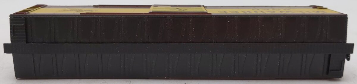 Rivarossi HR6584D HO Milwaukee Road 50' Sliding-Door Boxcar with Roofwalk #2149
