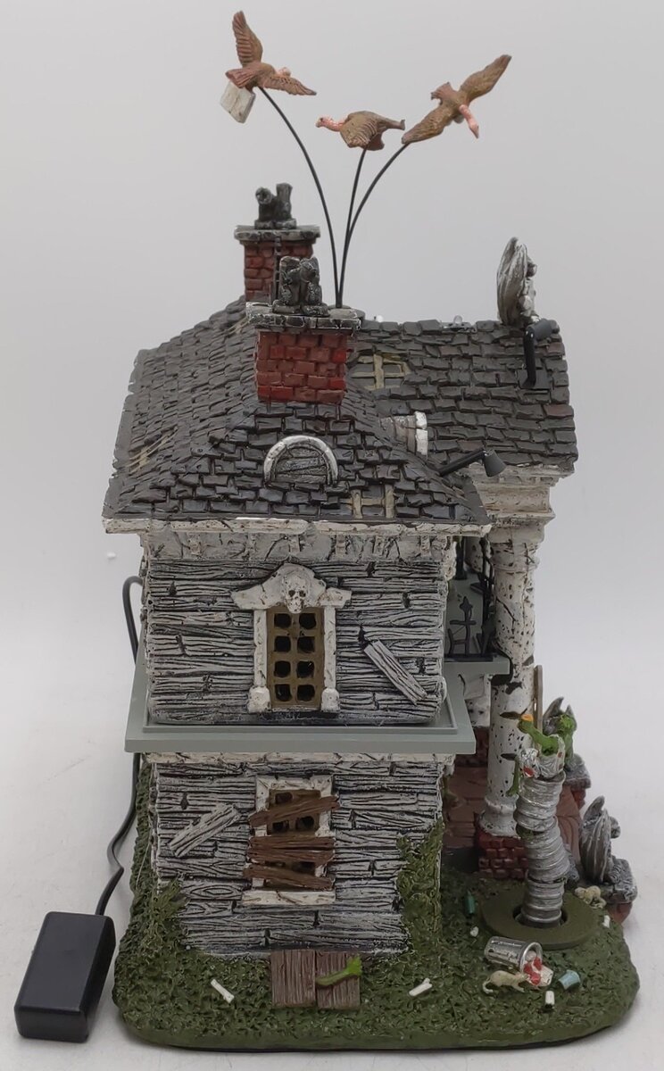 Lemax 75171 Spooky Town Dead Fraternity Ceramic Building EX/Box