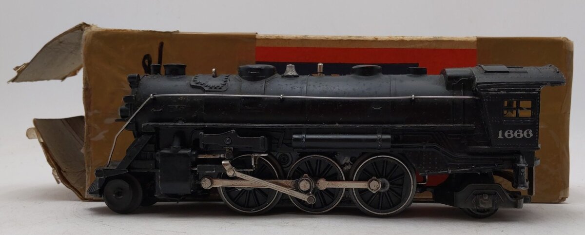 Lionel 1666 Vintage O 2-6-2 Die-Cast Steam Locomotive/Box