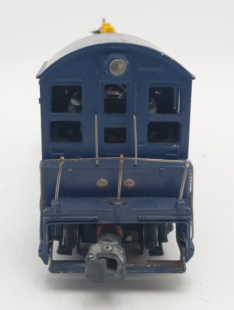 Lionel 624 Vintage O Chesapeake & Ohio NW-2 Powered Diesel Locomotive VG