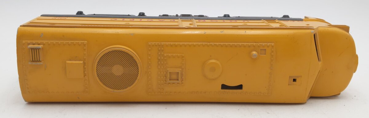 Lionel 1065 Vintage O Union Pacific Alco A Powered Diesel Locomotive VG