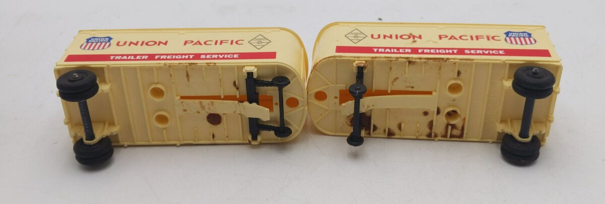 Lionel 6-9383 O Gauge Union Pacific FAR Piggyback Flatcar w/ Trailers EX/Box