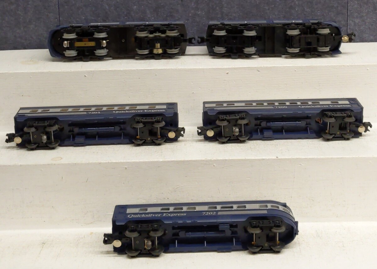 Lionel 6-1253 Quicksilver Express O Gauge Starter Train Set EX/Box