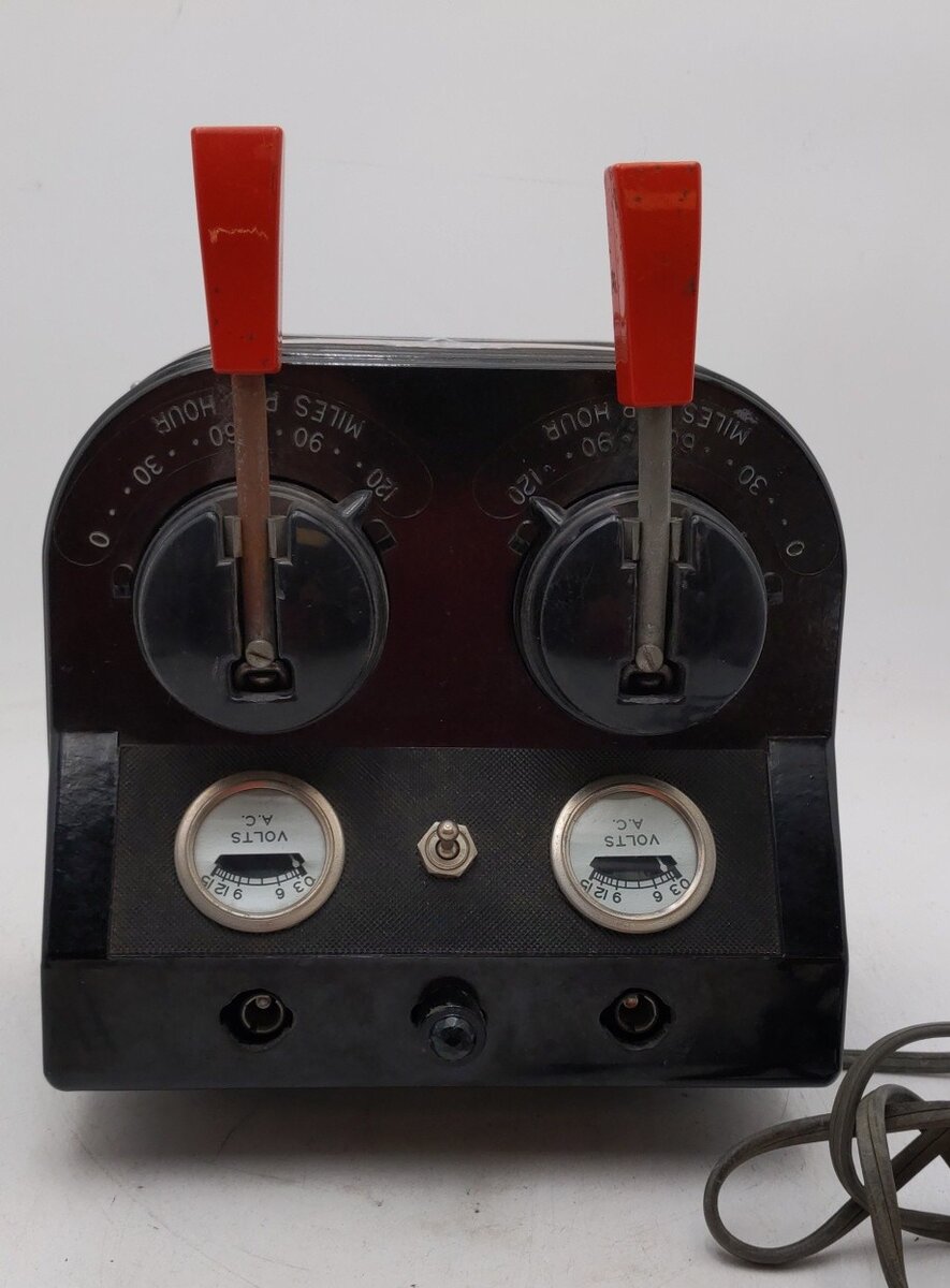 American Flyer 30B Vintage S 300 Watt Transformer - Runs 2 Trains