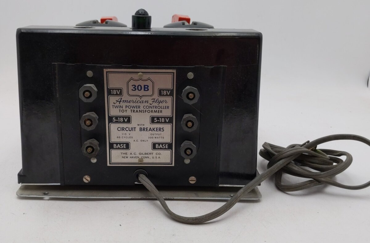 American Flyer 30B Vintage S 300 Watt Transformer - Runs 2 Trains