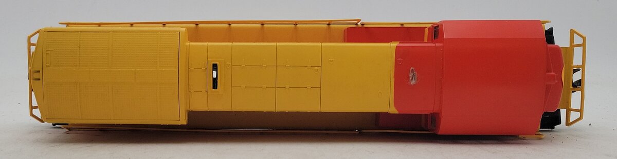 Lionel 6-8961 O Southern Pacific U36C Non-Powered Diesel Locomotive #8961 EX