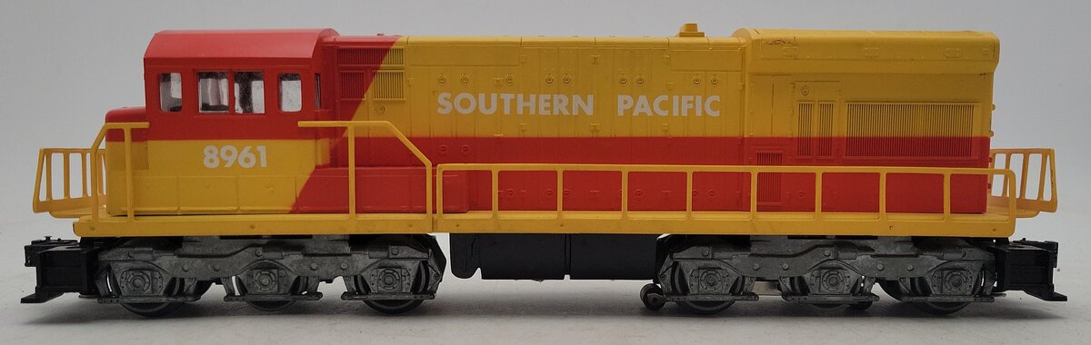 Lionel 6-8961 O Southern Pacific U36C Non-Powered Diesel Locomotive #8961 EX