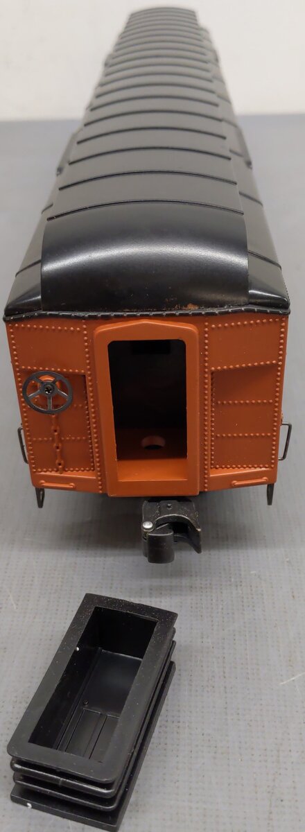 K-Line K88-5124 O Southern Pacific Daylight 18