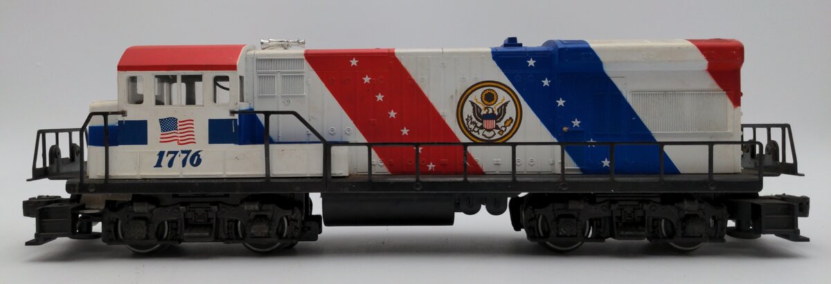 Lionel 6-1776 O Gauge Spirit of 76 U36B Powered Diesel Locomotive VG/Box