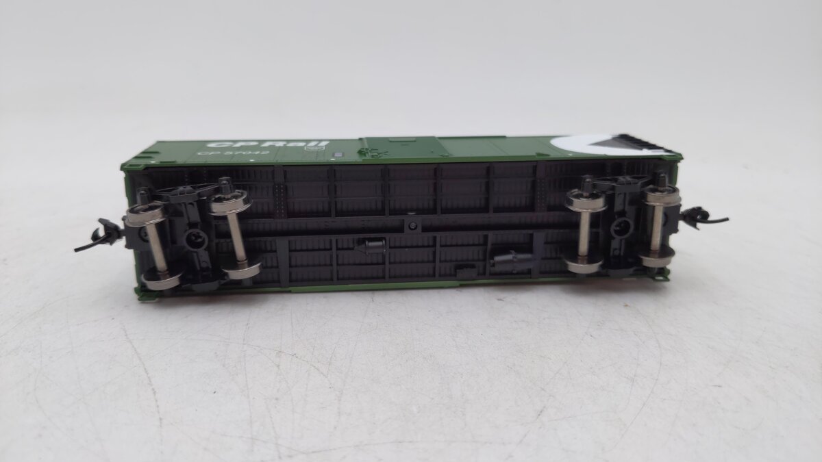 Bowser 42426 HO Canadian Pacific 40' Single-Door Steel Boxcar #57042
