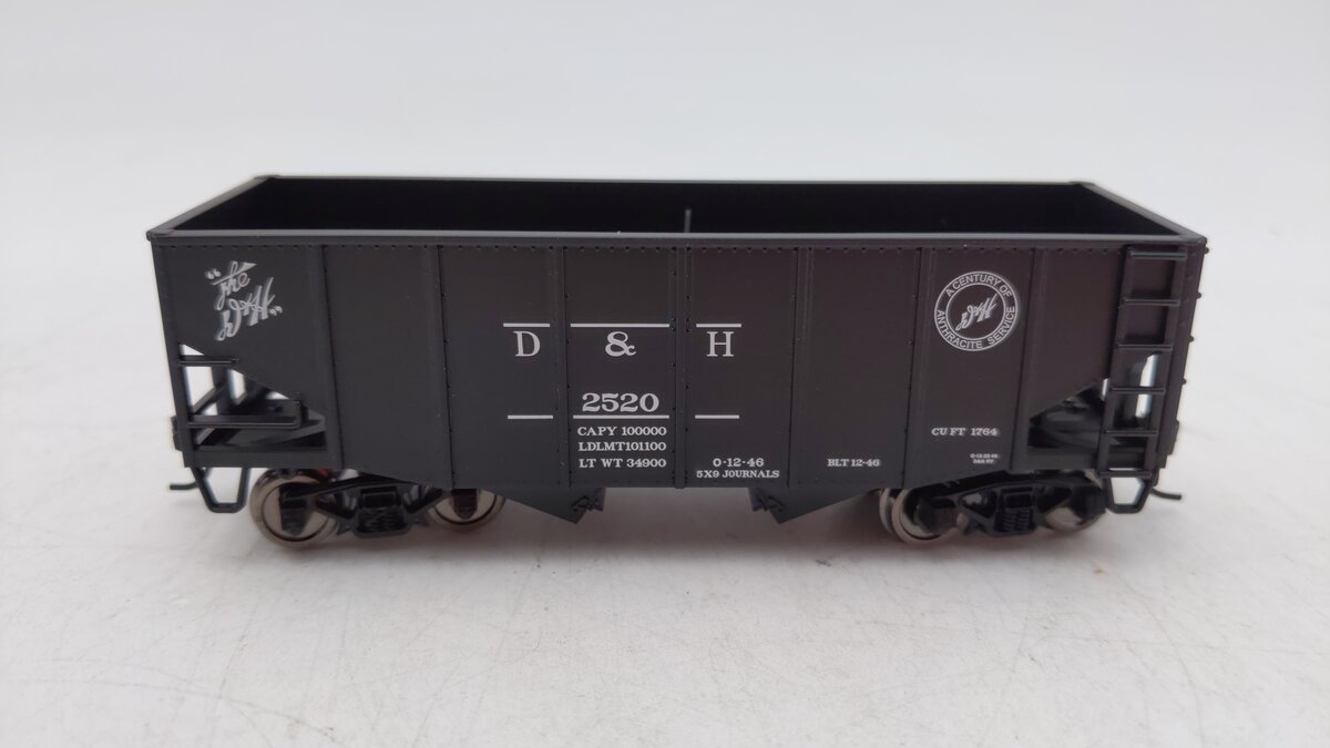 Bowser 42261 HO Delaware & Hudson 55-Ton Fishbelly Black Hopper Car #2520