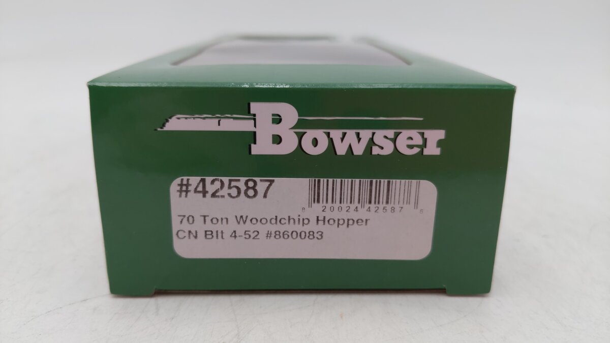 Bowser 42587 HO CNl 70-Ton Offset-Side Wood Chip Hopper RTR #860083