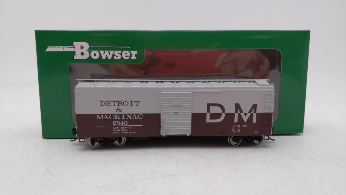 Bowser 42711 HO Detroit & Makinac 40' Boxcars RTR #2843