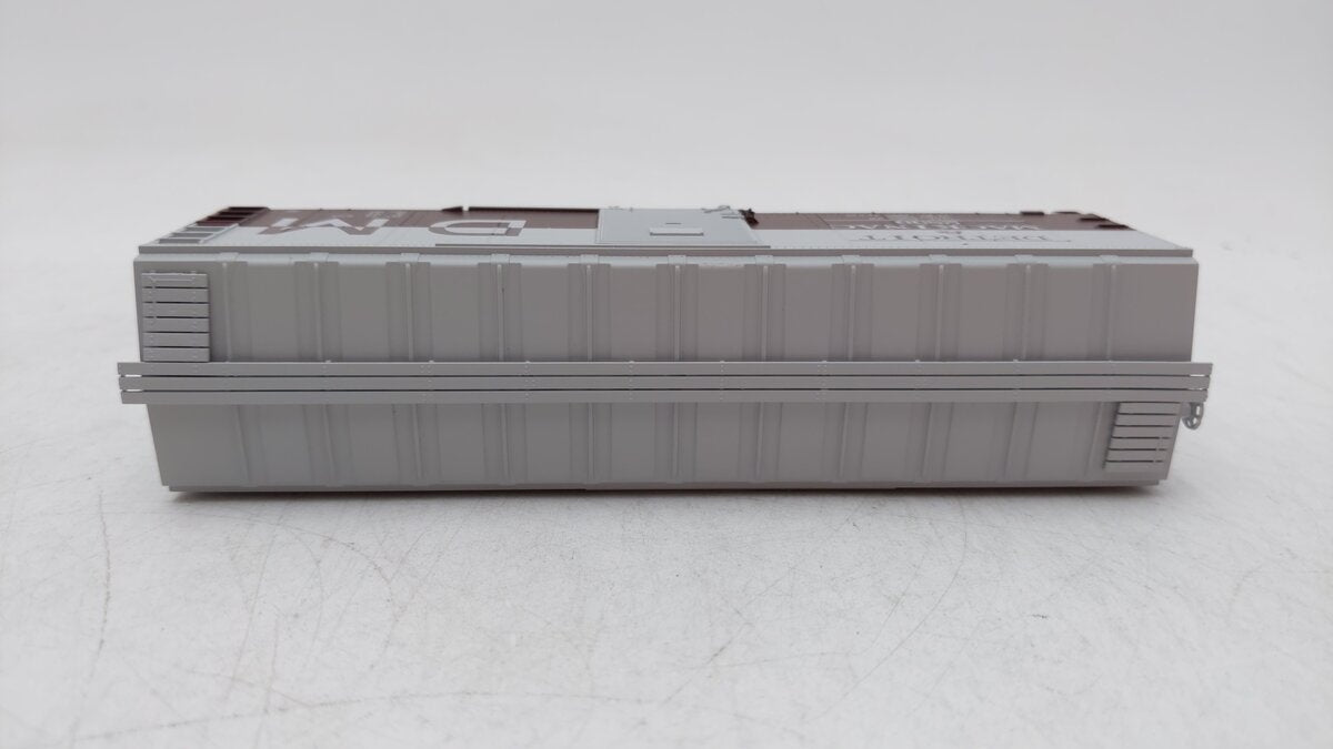Bowser 42710 HO Detroit & Mackinac 40' Boxcar RTR #2839