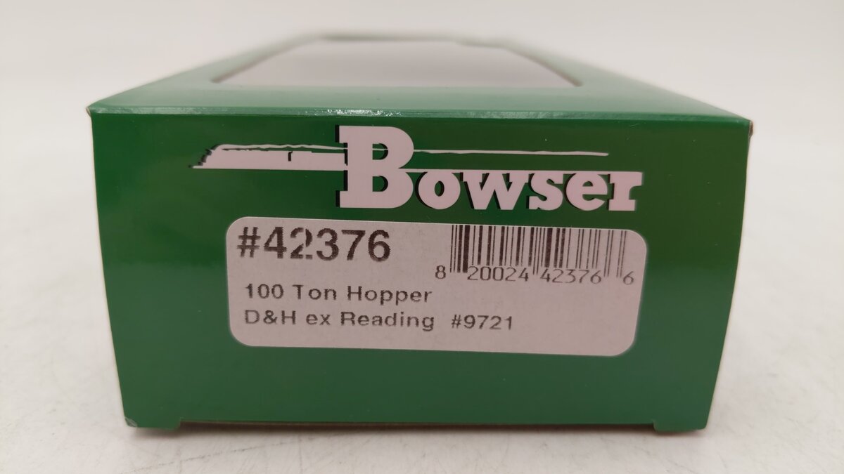 Bowser 42376 HO Delaware and Hudson ex Reading 100 Ton Hopper Ready-To-Run #9721