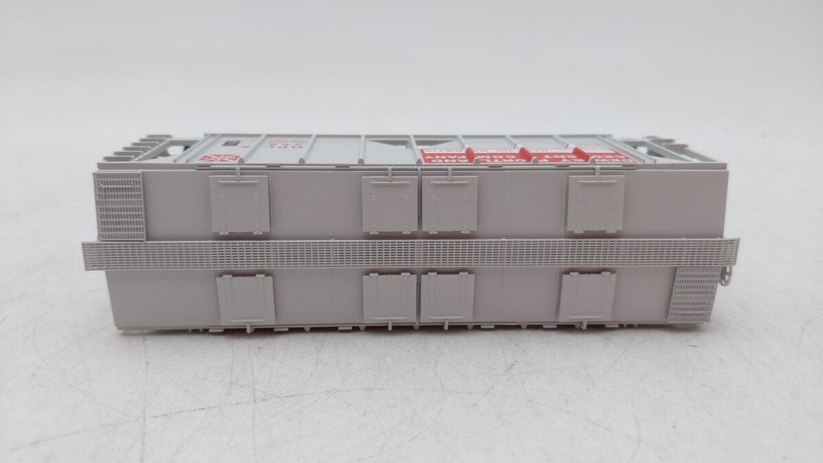 Bowser 42751 Ho Dewey Portland 70t 2-Bay Covered Hopper #208