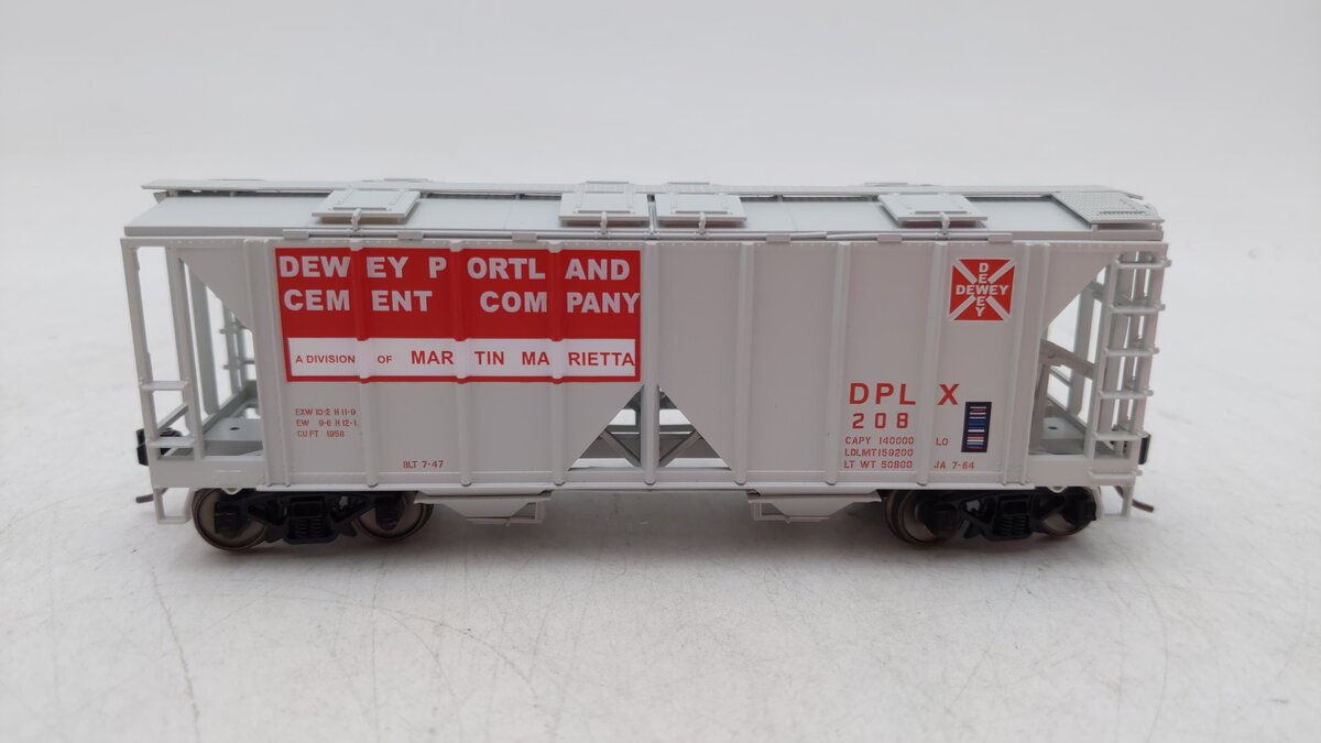 Bowser 42751 Ho Dewey Portland 70t 2-Bay Covered Hopper #208