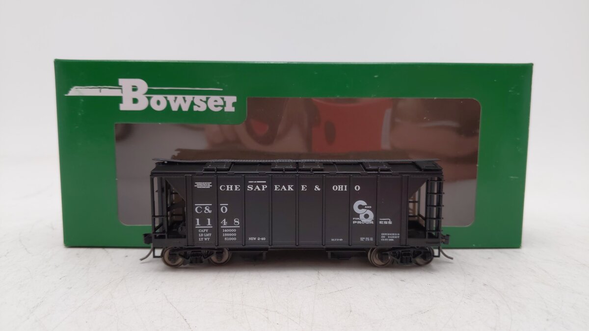 Bowser 42748 HO Chesapeake & Ohio 70t 2-Bay Covered Hopper #1148