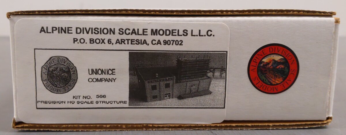 Alpine Division Scale Models 566 HO Union Ice Company 2-Story Building with Dock