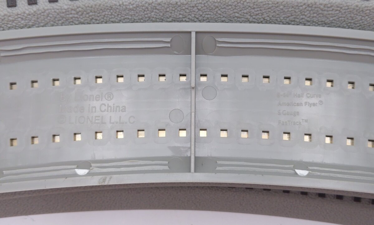 Lionel 6-49859 S Gauge AF FasTrack R27 Curve Track Sections [16] EX