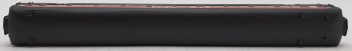 Rapido Trains 109031 HO New Haven 10-Window Coach #8209