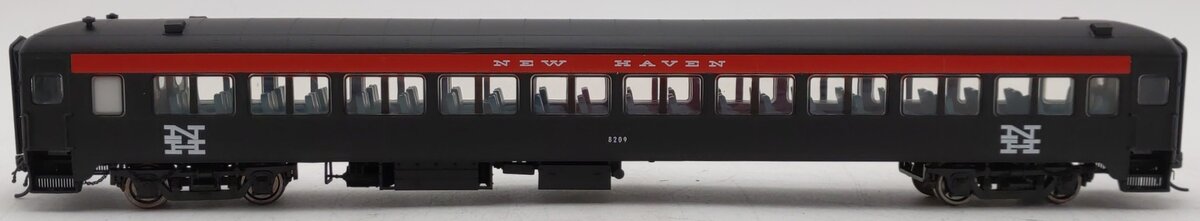 Rapido Trains 109031 HO New Haven 10-Window Coach #8209