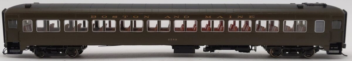Rapido Trains 109043 HO Boston & Maine PS Osgood-Bradley 10-Window Coach #4589