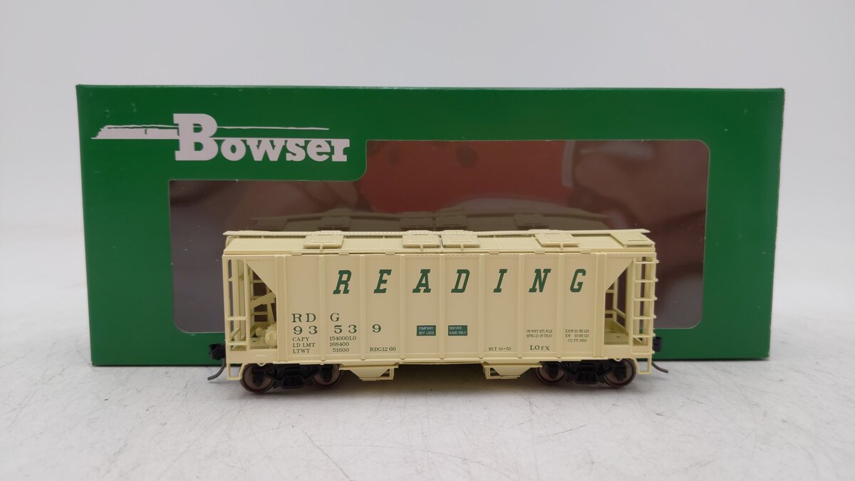 Bowser 42766 Ho Reading 70t 2-Bay Covered Hopper #93539