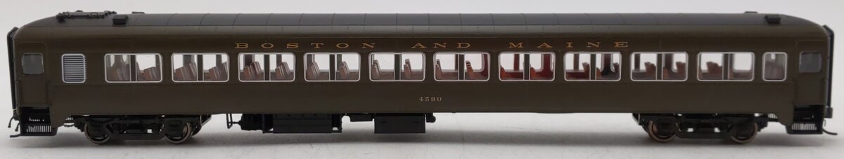 Rapido Trains 109044 HO Boston & Maine PS Osgood-Bradley 10-Window Coach #4590