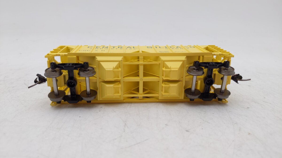 Bowser 42746 Ho Central Silica Company 70t 2-Bay Covered Hopper #6 LN/Box