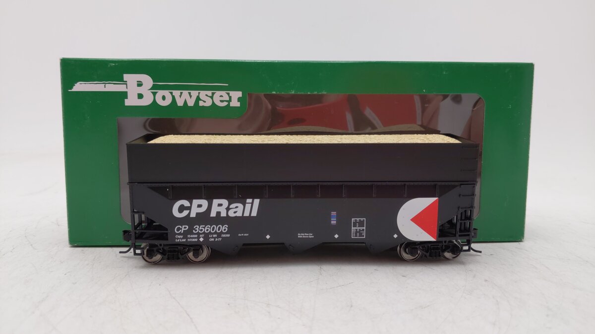 Bowser 41960 HO CP Rail 70-Ton Offset Wood Chip Hopper #356006