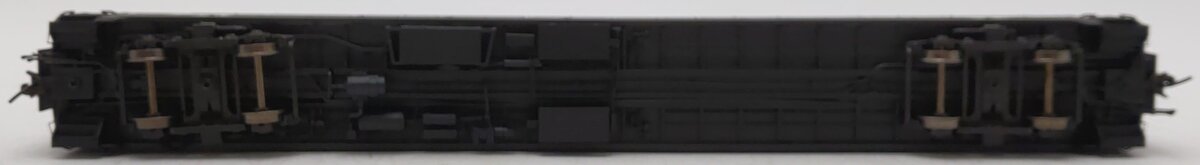 Rapido 109033 HO Scale New Haven Osgood Bradley 10-Window Coach #8224